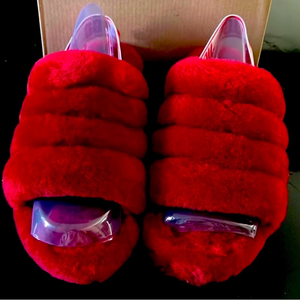 UGG Fluffy Yeah Slide Sandal!